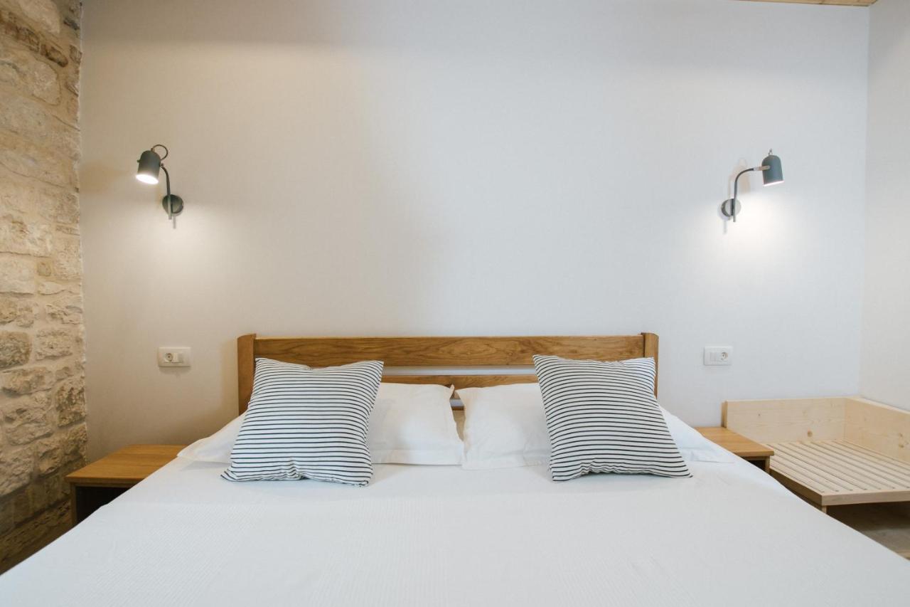 Franka Hotel โตรกีร์ ภายนอก รูปภาพ